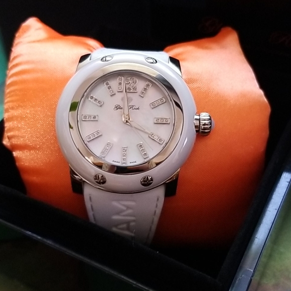 GLAM ROCK WATCH - Picture 1 of 4